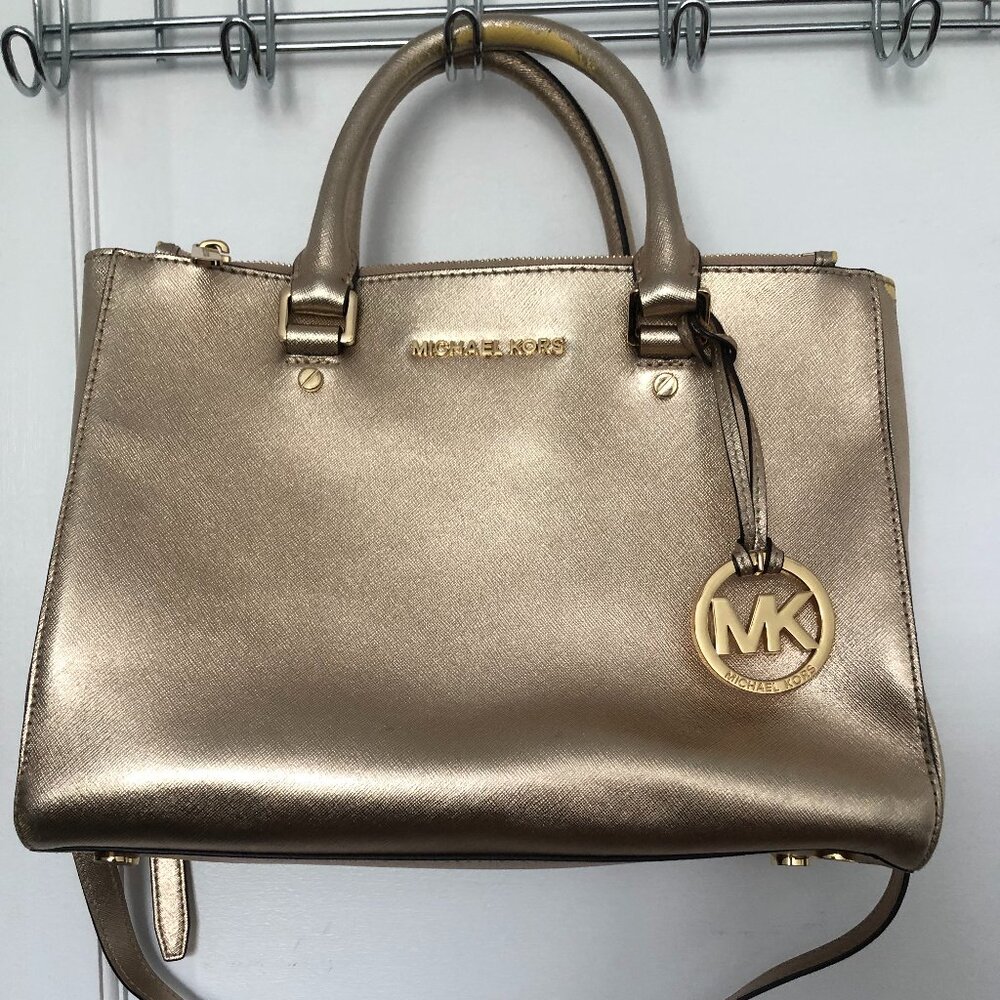 Michael Kors Gold Tote bag